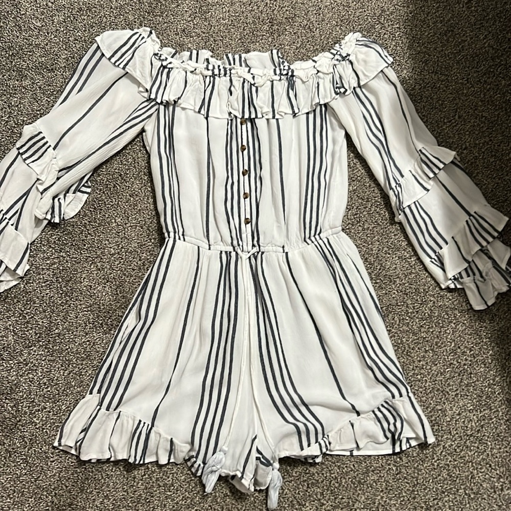 American Eagle Off the Shoulder Romper